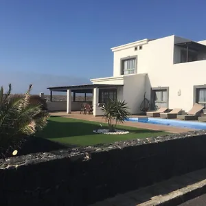 Luxury 3bed With Heated Private Pool, Full Sky And Free Wifi Villa